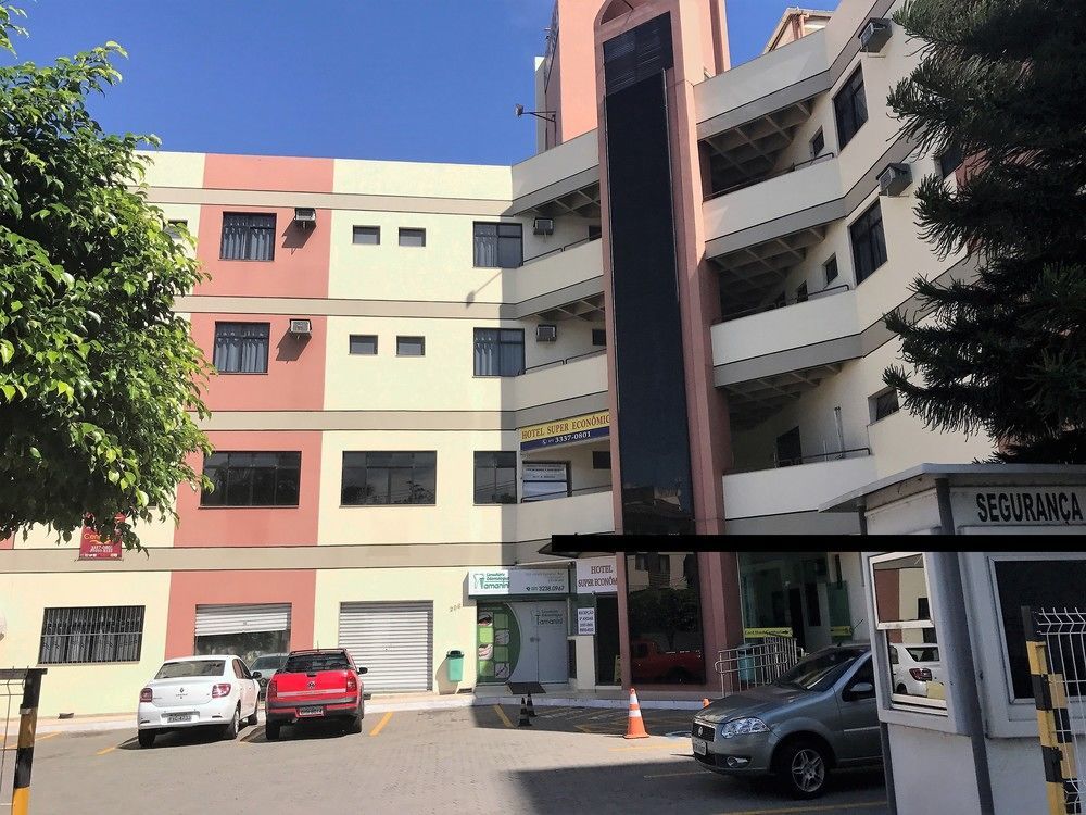 Super Economico Camburi (Espirito Santo)